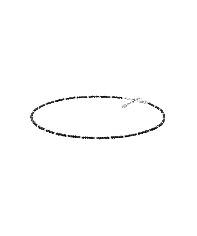 Kaulakoru spinellillä ja helmillä