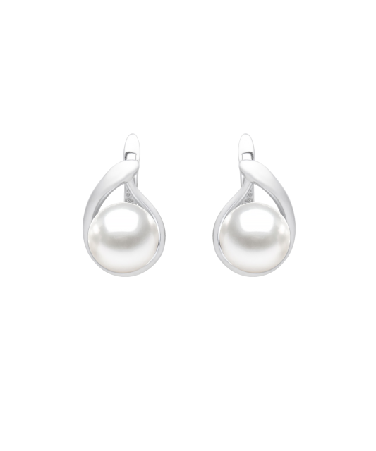 Sterling silver earrings with pearls