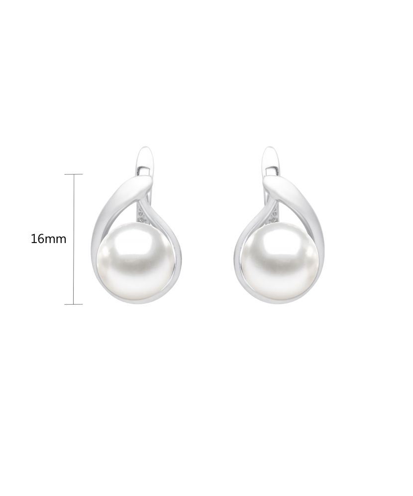Sterling silver earrings with pearls