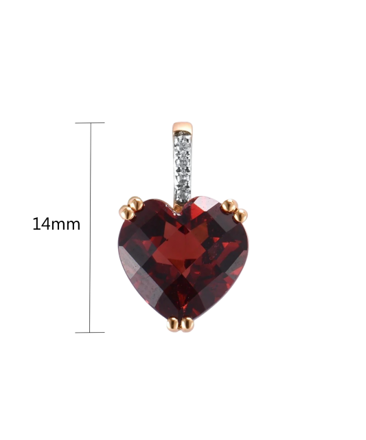 Gold pendant with diamonds and garnet