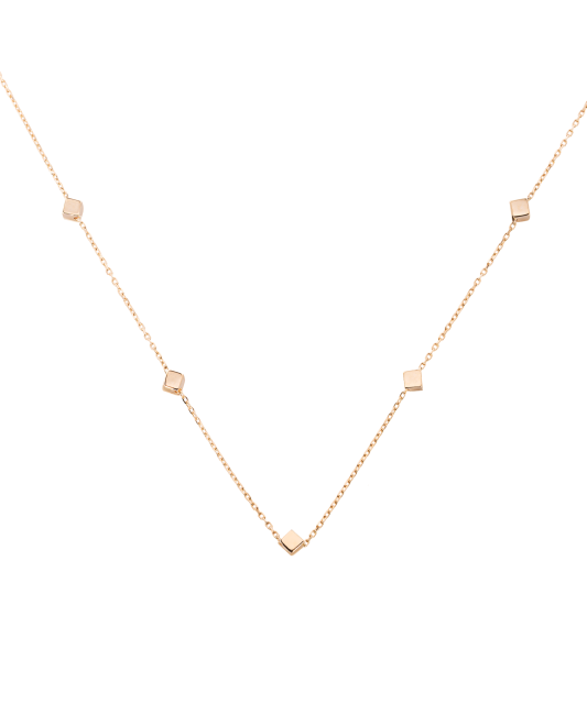 Gold chain with pendant