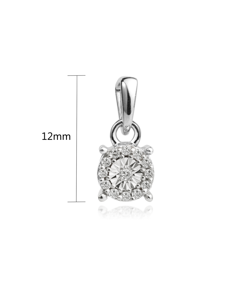 White gold pendant with diamonds