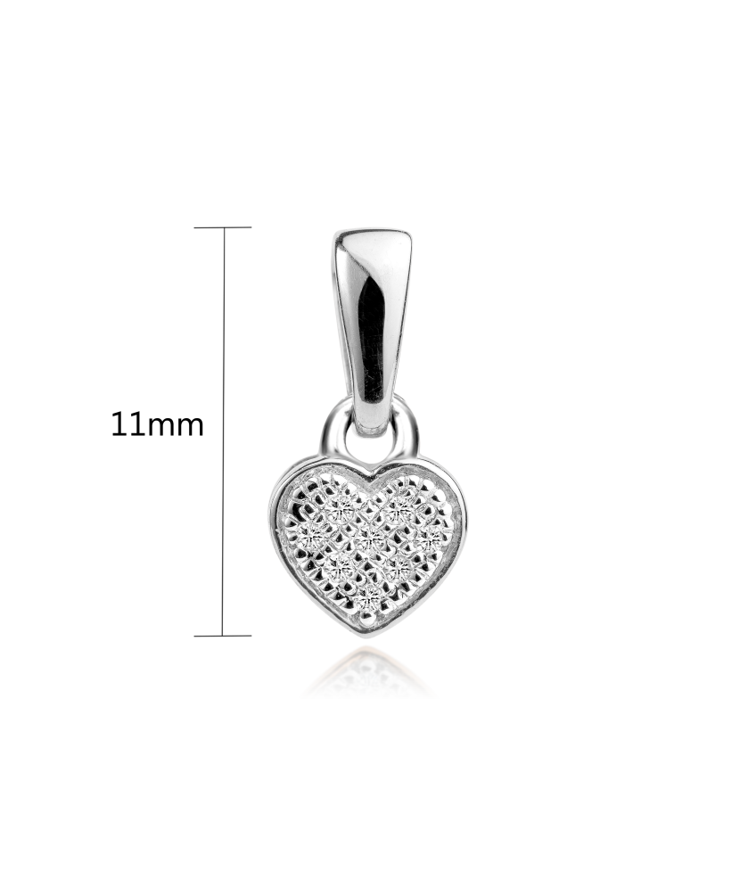 White gold pendant with diamonds
