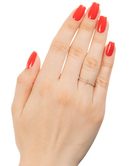 Gold ring with zircons