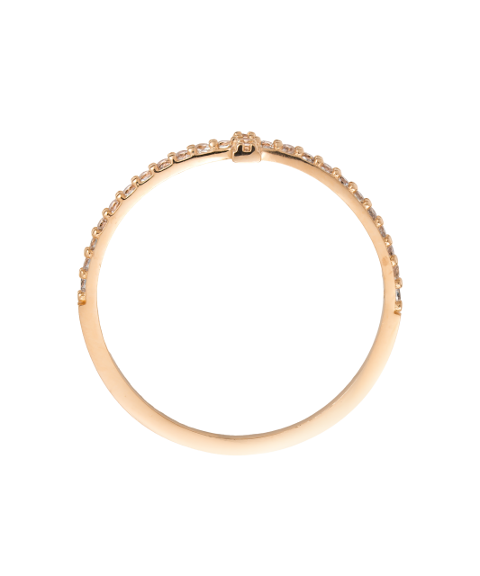 Gold ring with zircons