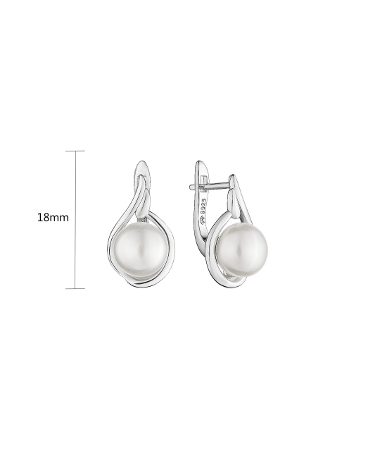 Sterling silver earrings with pearls