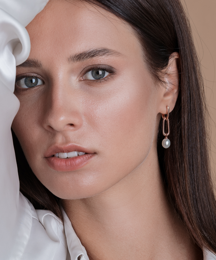 Gilded sterling silver earrings with pearls