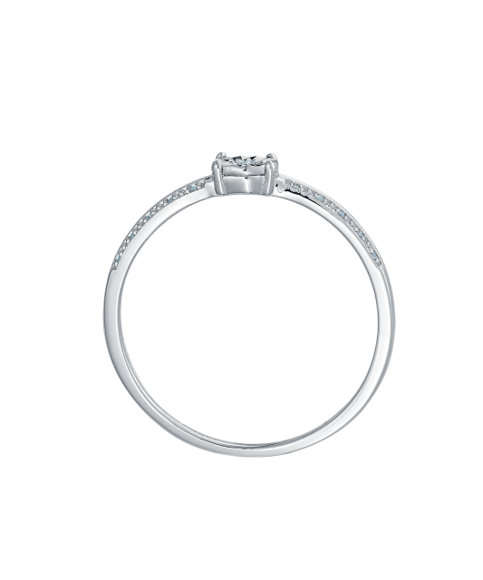 Sterling silver ring with diamonds