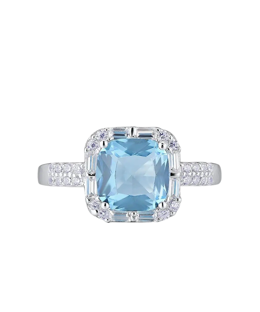 Sterling silver ring with zircons