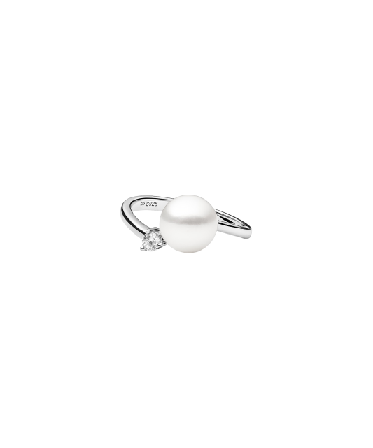 Sterling silver ring with pearl and zircons