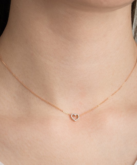 Gold chain with diamond pendant "Heart"