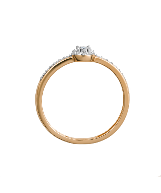 Gold ring with diamonds