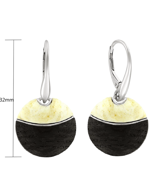 Hopeiset korvakorut meripihkanvärilläand wood