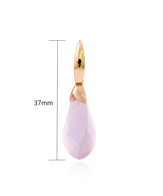 Gold pendant with rose quartz