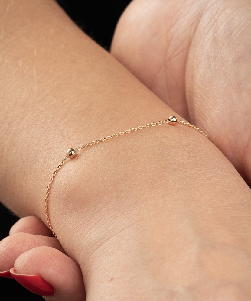 Gold bracelet