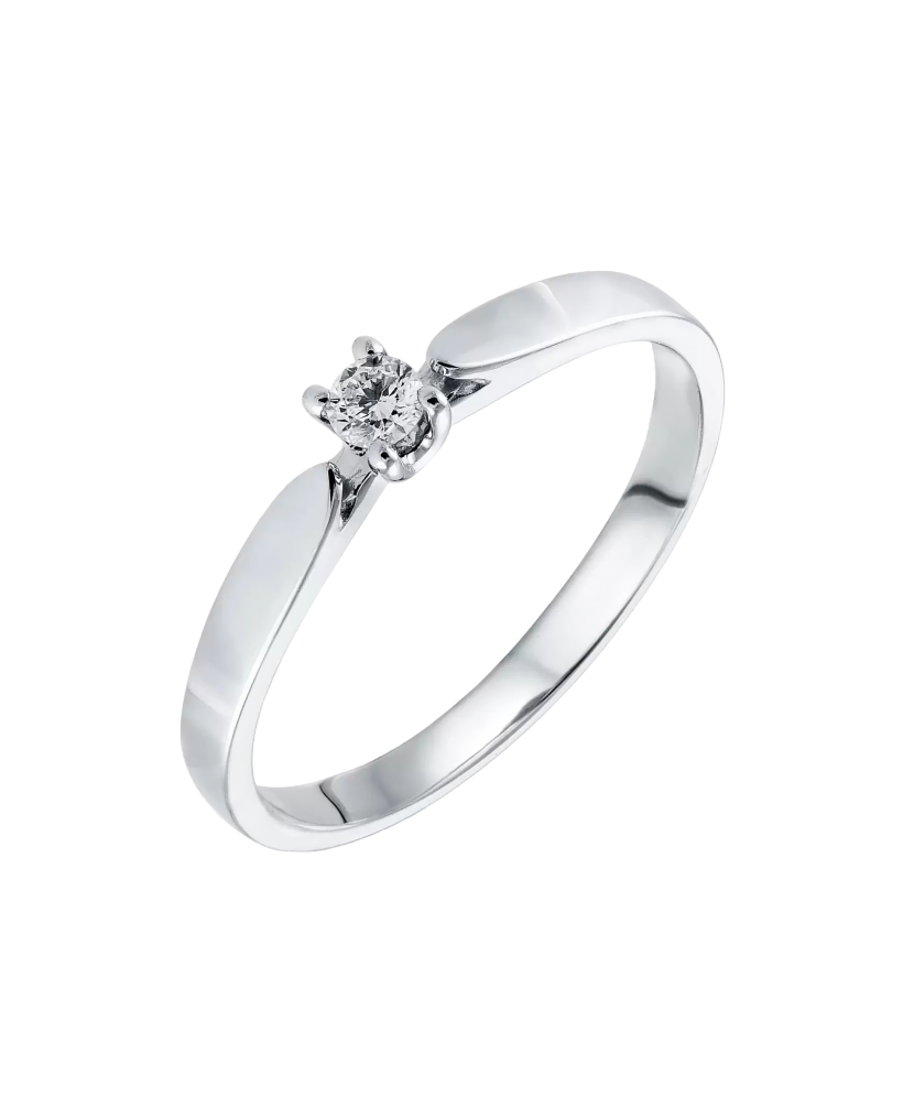 Gold ring with diamond