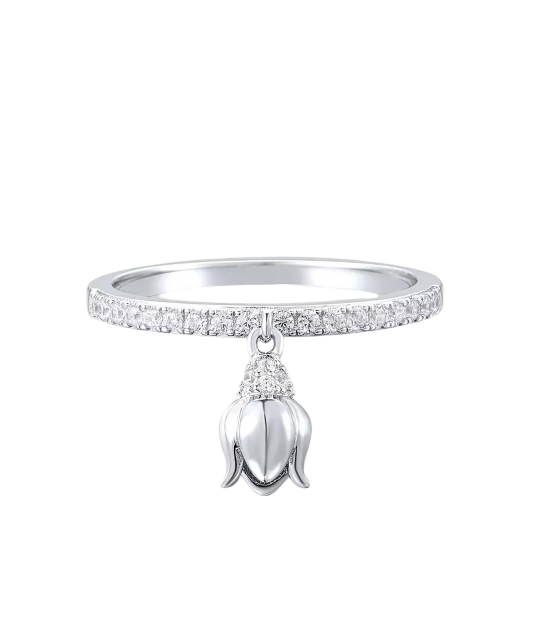 Sterling silver ring with zirconium