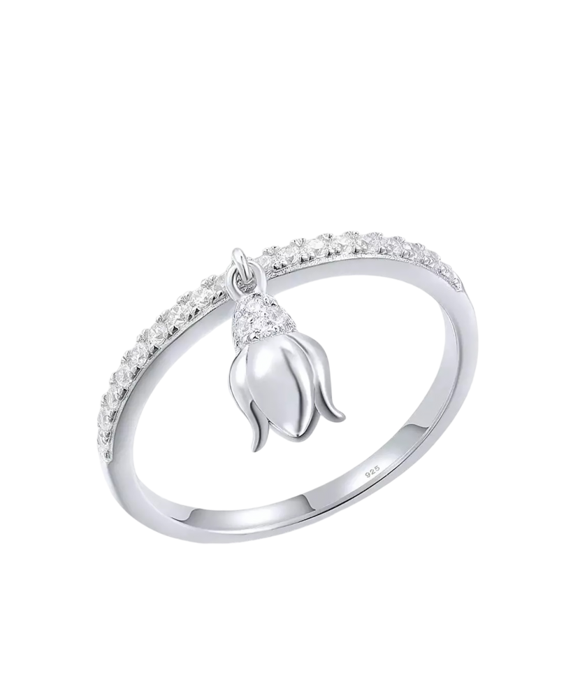 Sterling silver ring with zirconium