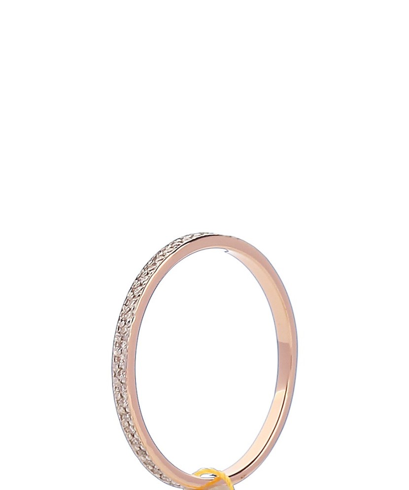 Gold ring with diamonds