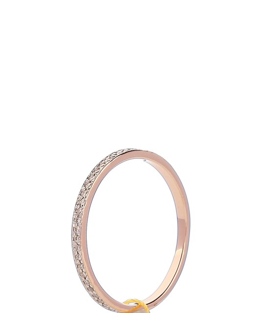 Gold ring with diamonds