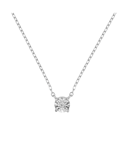 White gold chain with diamond pendant