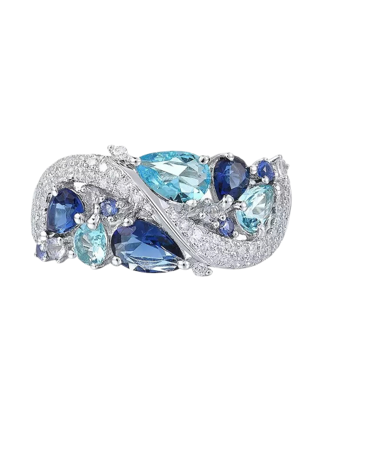 Sterling silver ring with zircons