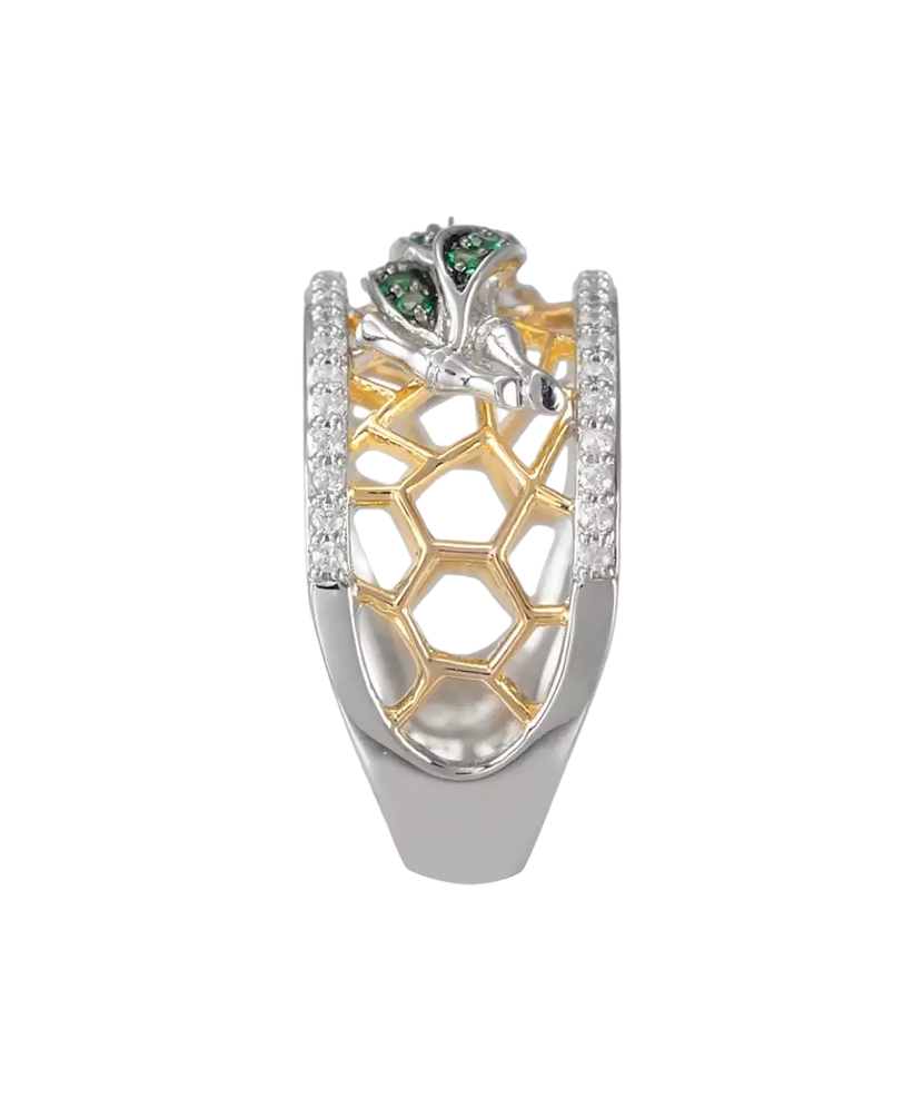 Sterling silver ring with zircons