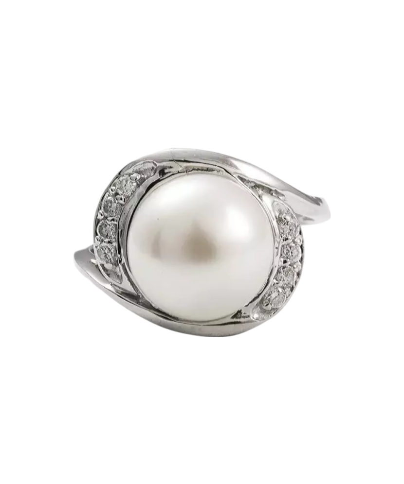 Sterling silver ring with pearl and zircons