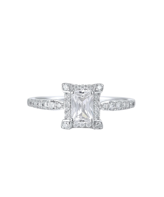 Sterling silver ring with zircons