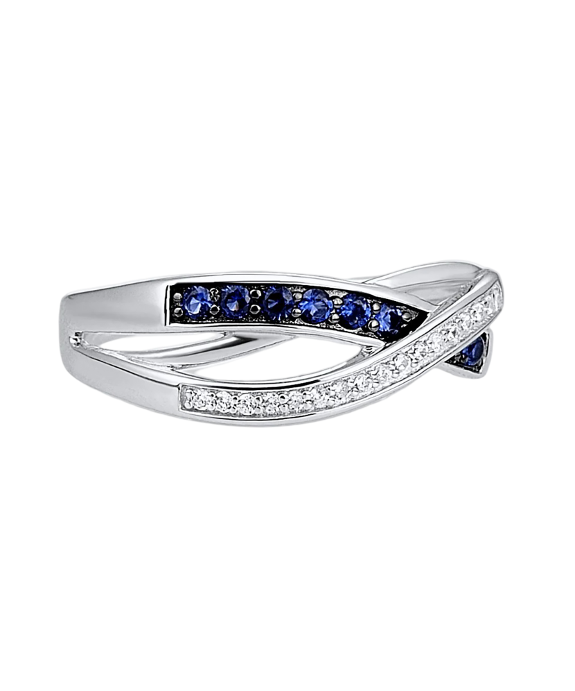 Sterling silver ring with zircons