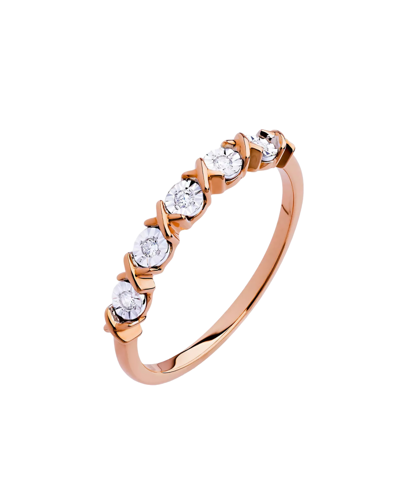 Gold ring with diamonds