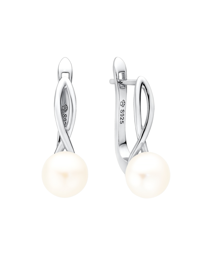 Sterling silver earrings with pearls