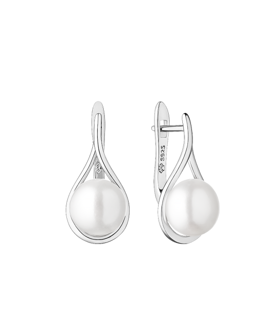 Sterling silver earrings with pearls
