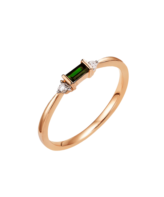 Gold ring with Emerald and diamonds