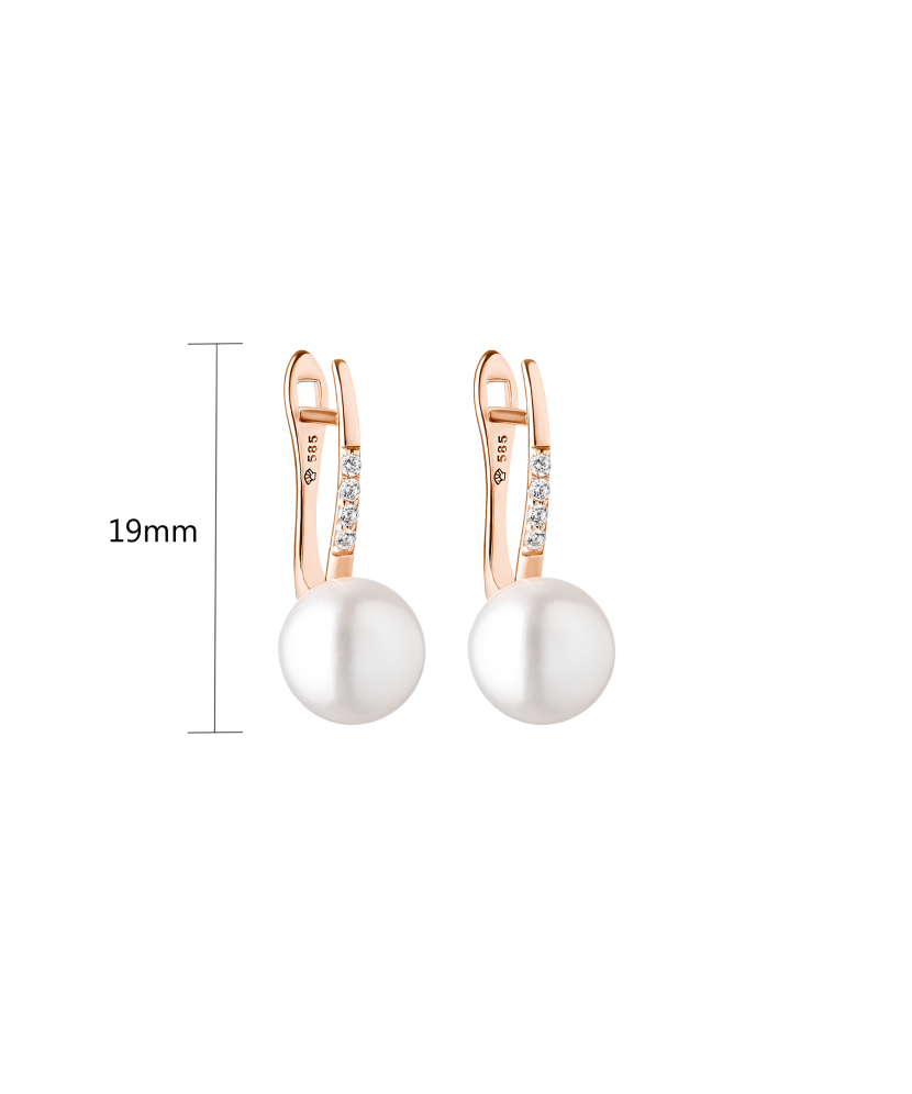 Gold earrings with pearls and zirconium