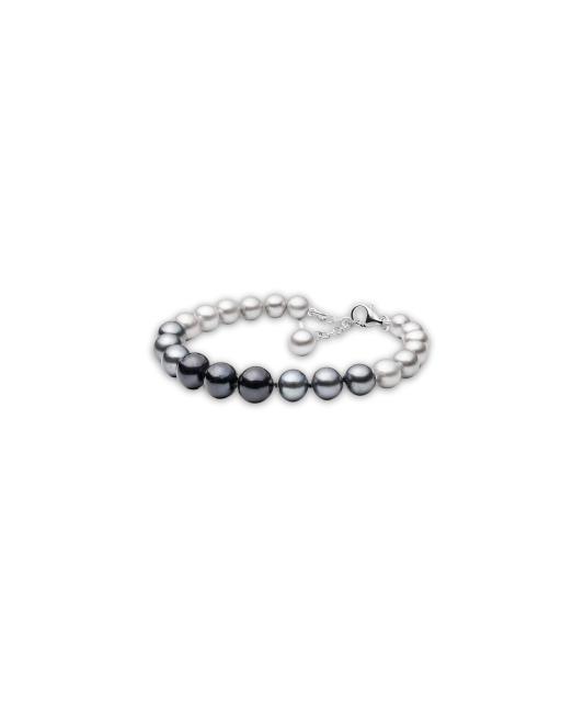 Pearl bracelet with silver