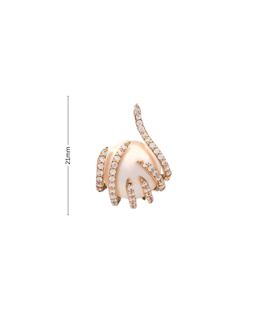 Gold pendant with pearls and zircons