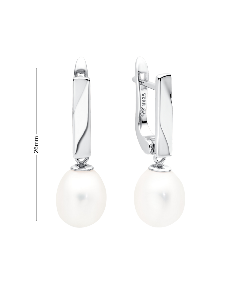 Sterling silver earrings with pearls