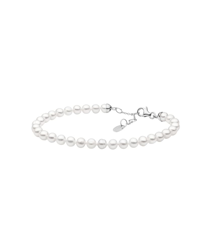 Pearl bracelet with silver