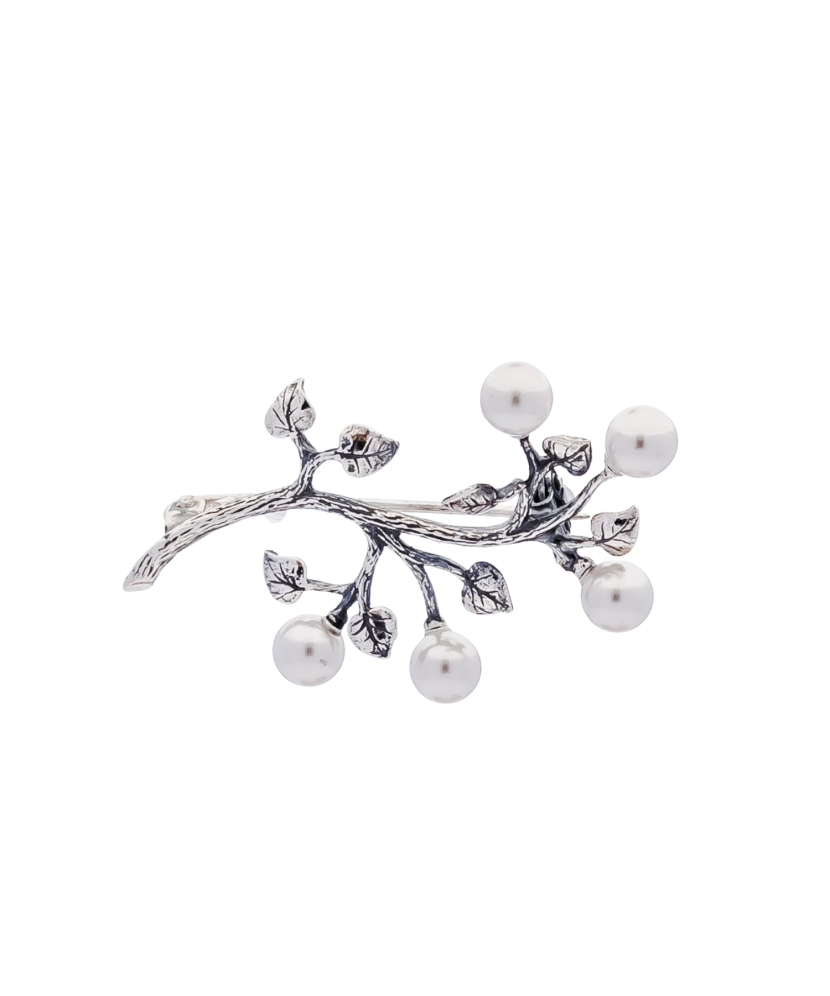 Sterling silver  brooch with sythetic pearls
