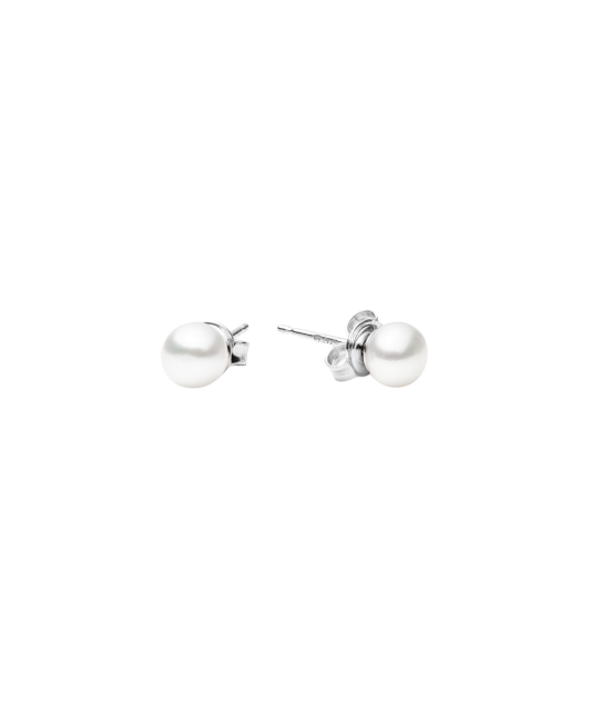 Sterling silver earrings with pearls