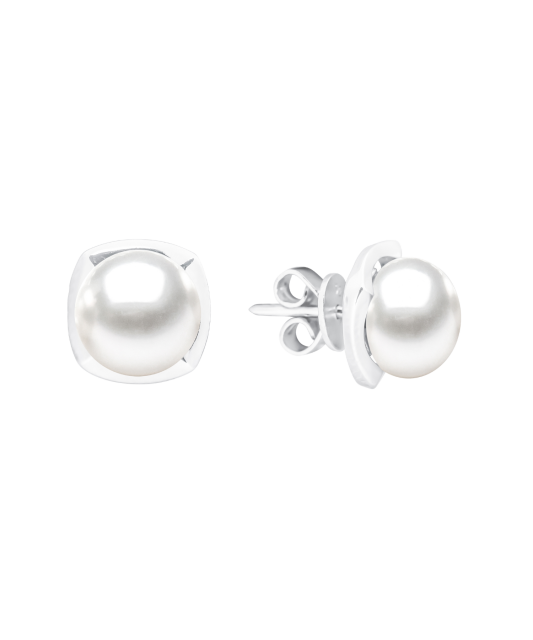 Sterling silver earrings with pearls