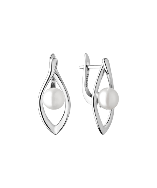 Sterling silver earrings with pearls