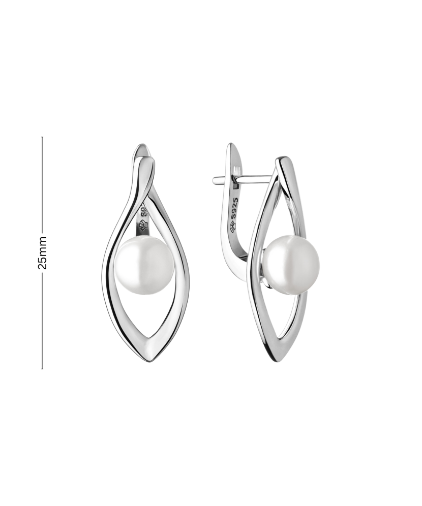 Sterling silver earrings with pearls