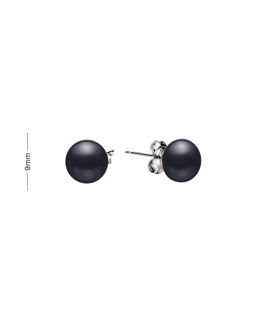 Sterling silver earrings with natural pearls
