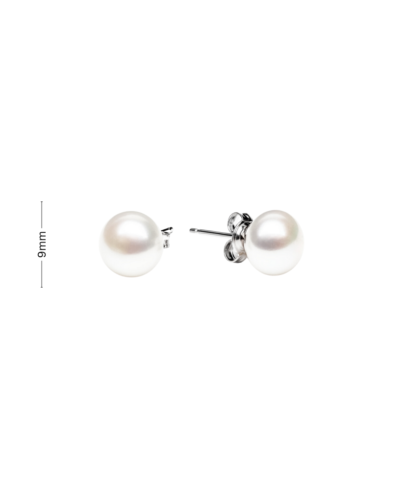 Sterling silver earrings with natural pearls