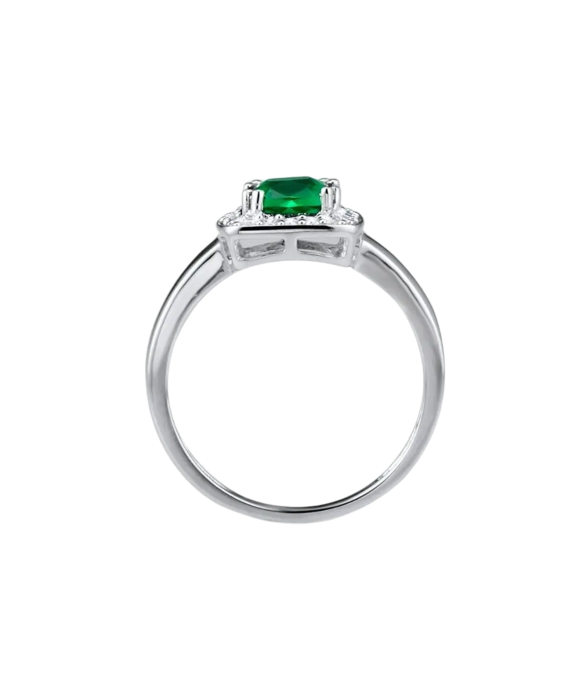 Sterling silver ring with zircons