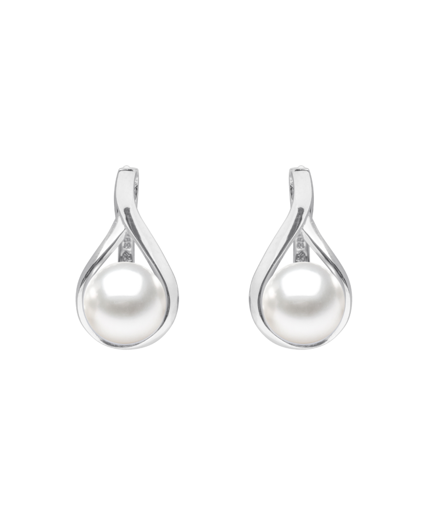 Sterling silver earrings with pearls