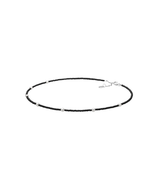 Necklaces with spinels and pearl