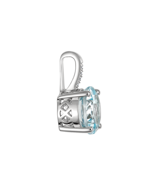 White gold pendant with topaz and diamonds